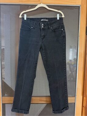 Levi's Women's Straight Leg Jeans in Black